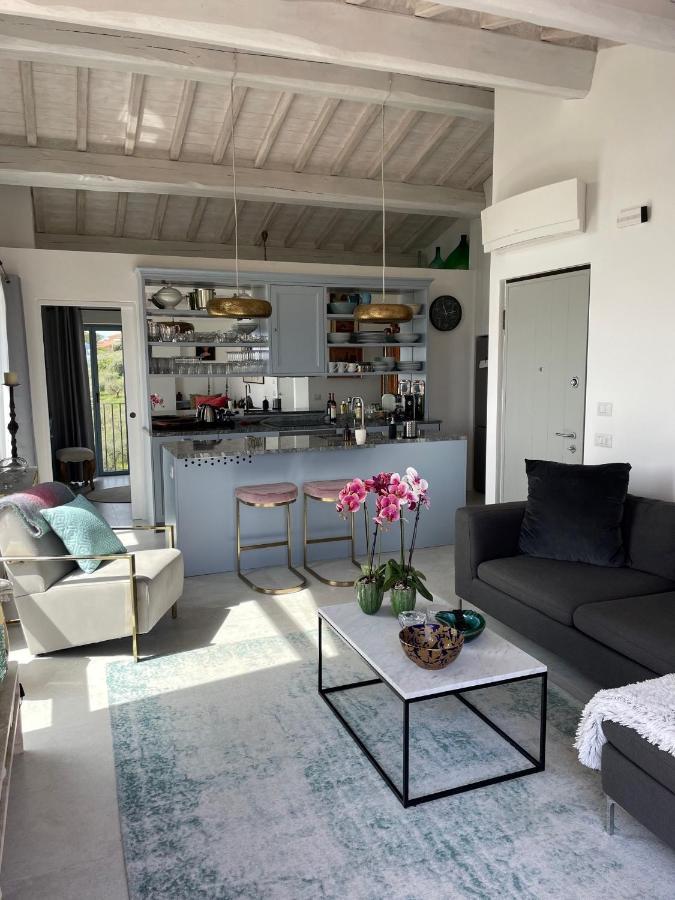Borgo 69 Villas & Suites Фояно-делла-Кьяна Экстерьер фото